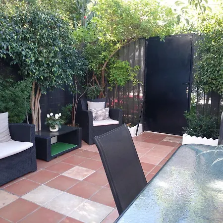 Pat's Place. Privat bolig *